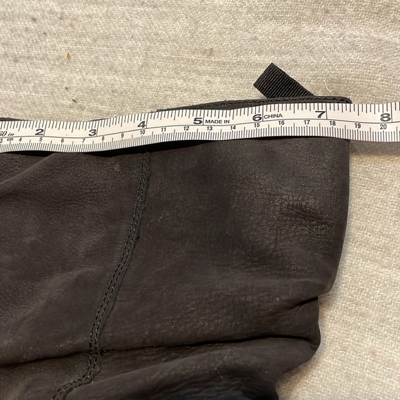 Bogs Black Water-resistant Leather Boots Women’s size 11 - Picture 12 of 14